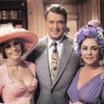 A Maldição do Espelho (Agatha Christie)│Resenha
